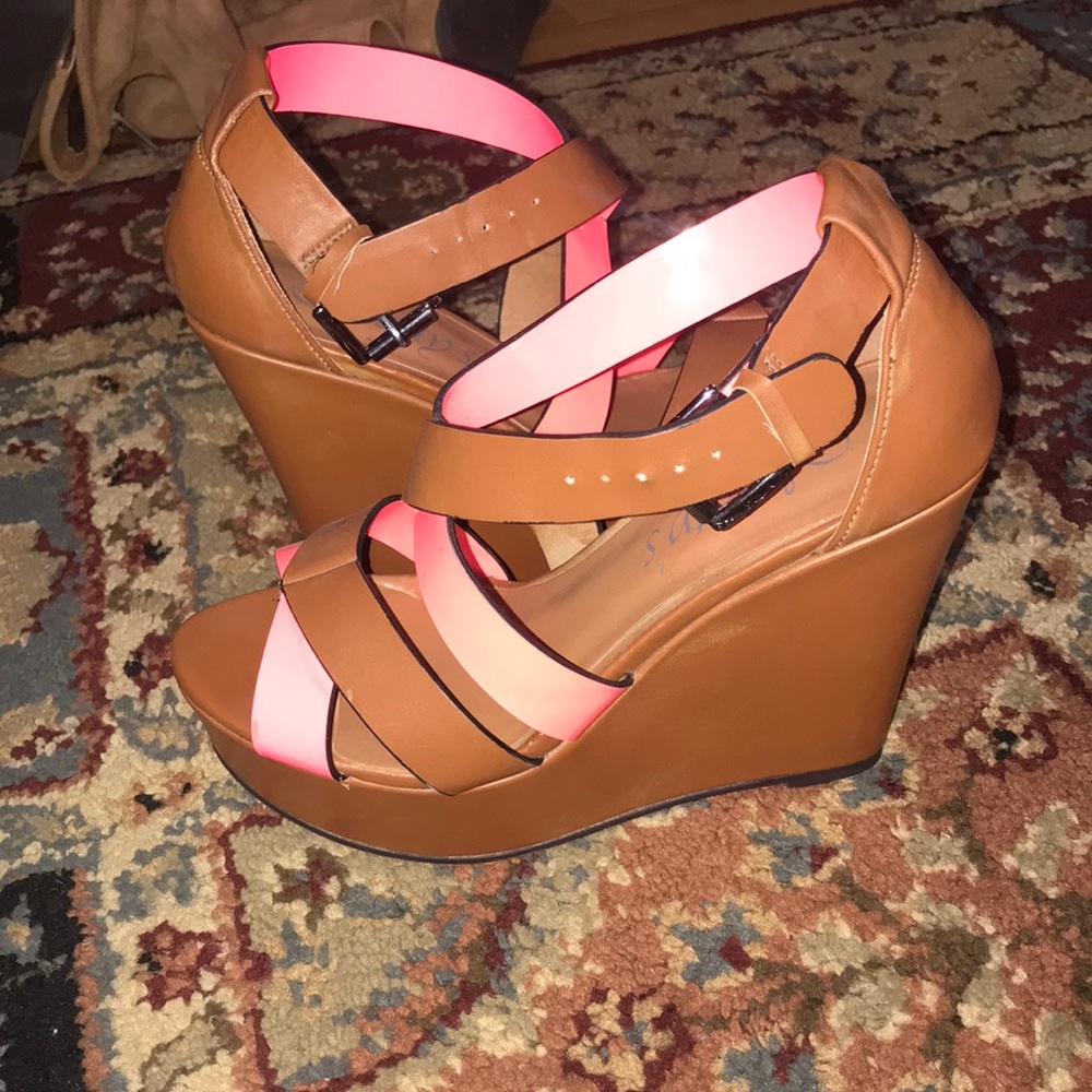 Wedges - Picture 2 of 2